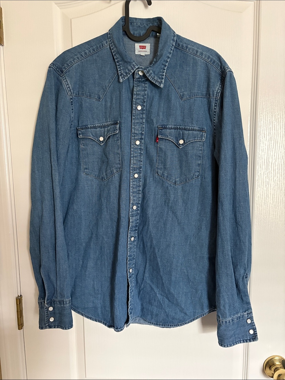 Vintage Levi's Blue Denim Western Pearl Snap Button-Up Long Sleeve Shirt